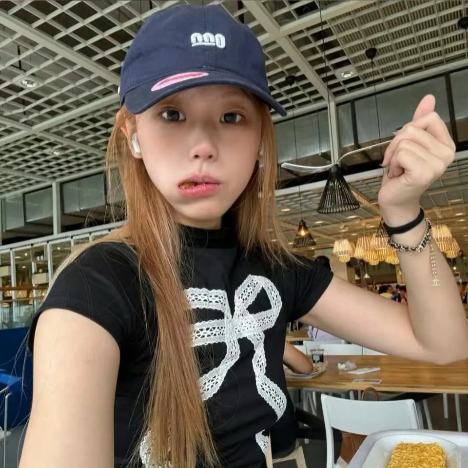 地球上只有我们两人